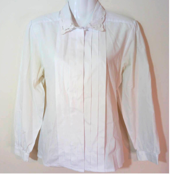 Petite Projections Tops - Projections Vintage Celtic Women SZ 8 White Embroidery Cutout Collar Pleat Top